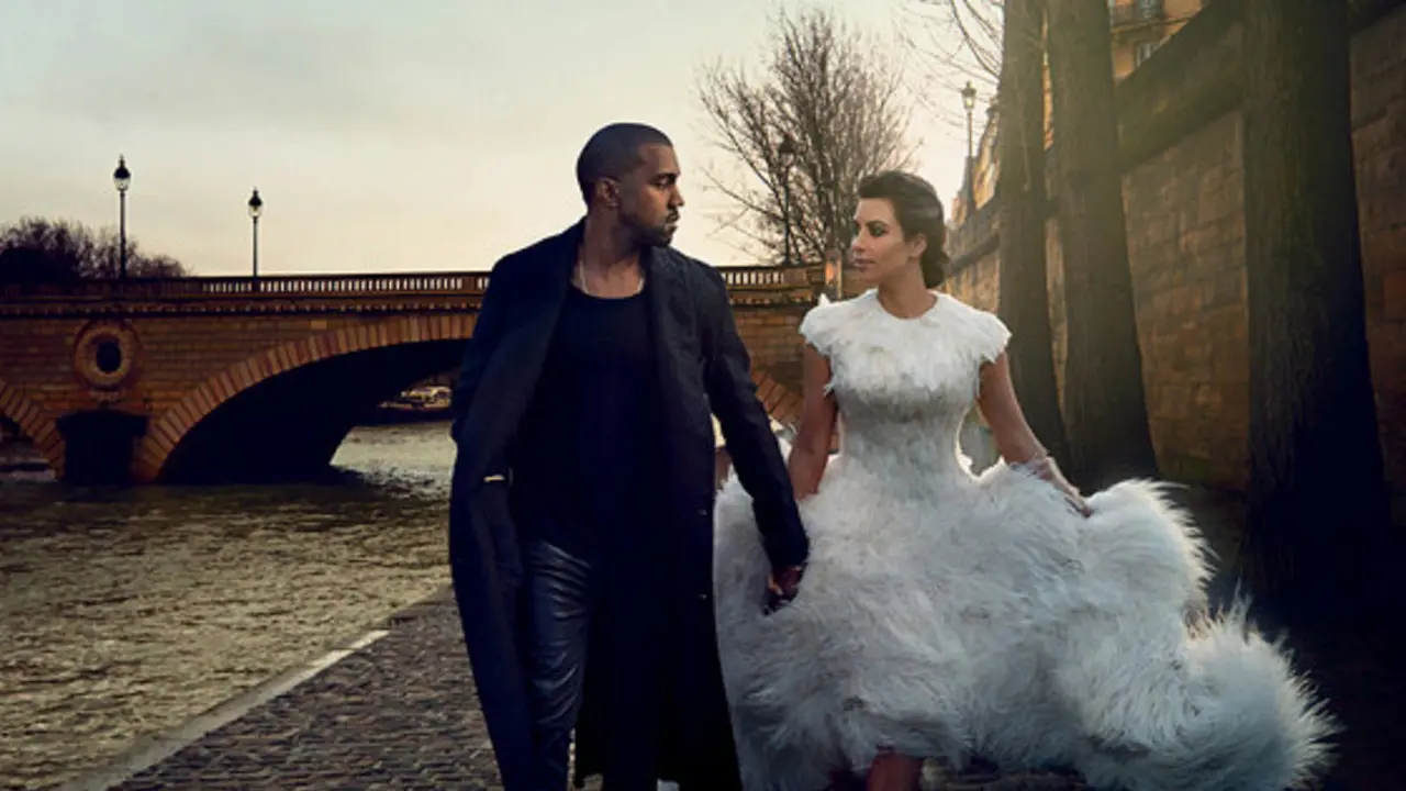 Kim Kardashian Kenang Pertunangannya Dengan Kanye West