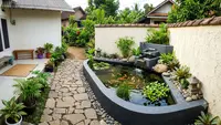 8 Inspirasi Kolam Sudut Berbentuk Segitiga, Desain Minimalis yang Bikin Halaman Kecil Terasa Luas