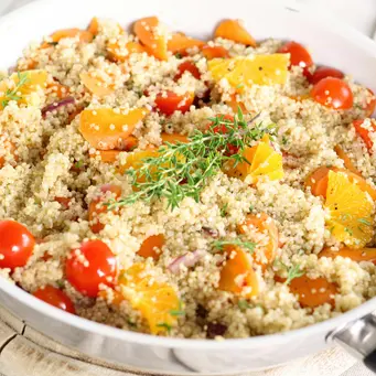 Banyak orang memilih menu yang praktis untuk sahur namun tetap mengenyangkan (Sumber: Pexels.com)