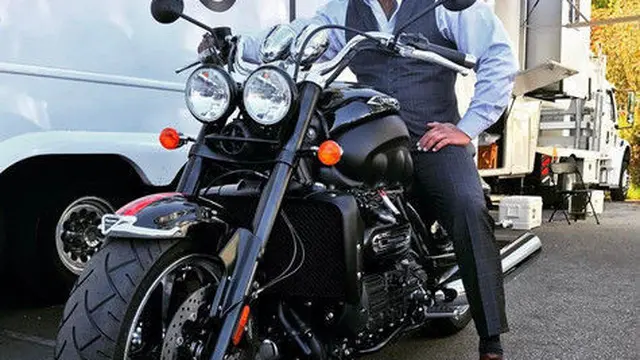 Triumph Rocket 3