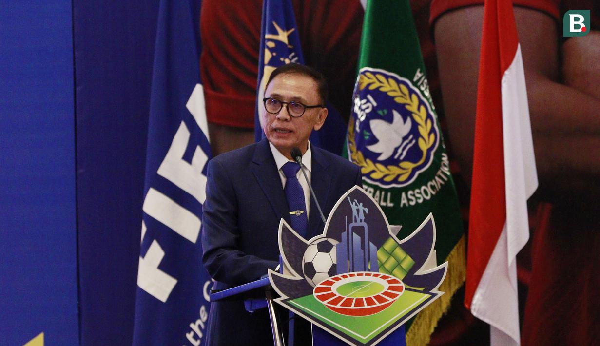Ketua PSSI, Mochamad Iriawan memberikan kata sambutan dalam Kongres Tahunan PSSI 2021 yang mengusung dua agenda utama yakni pelaksanaan program tahun 2020 dan rencana agenda 2021. (Foto: Bola.com/M Iqbal Ichsan)