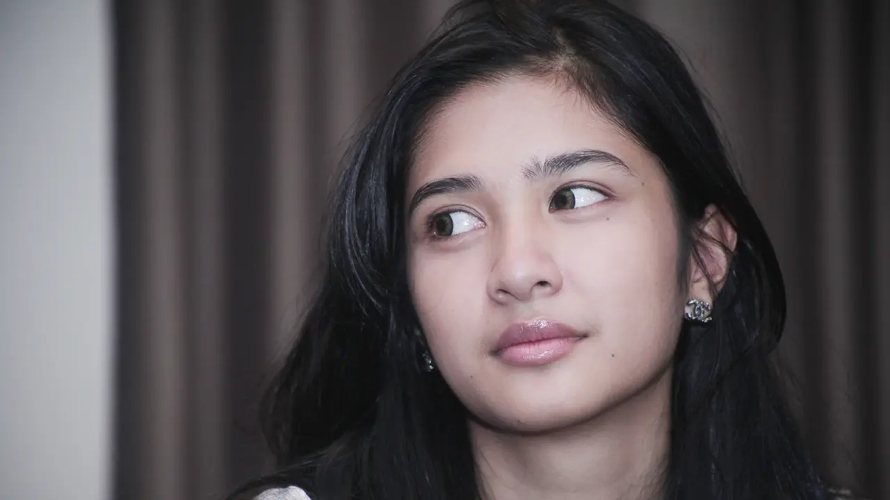 Mikha Tambayong 