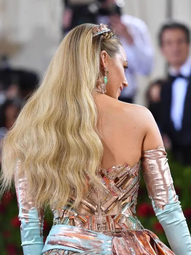 Penampilan Blake Lively di Met Gala 2022