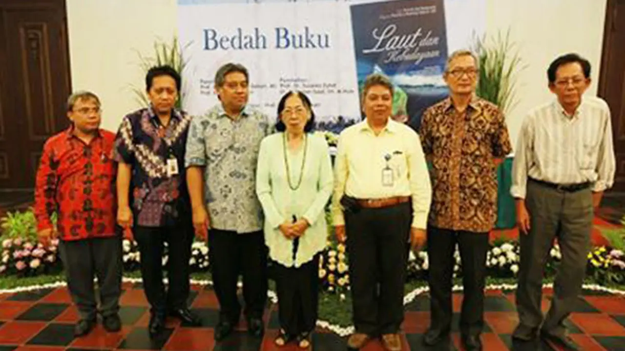 Mengenal Kearifan Lokal Lewat Buku "Laut dan Kebudayaan"