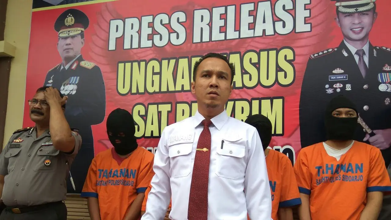 Penyebar Foto Bugil Mantan Pacar Ternyata Guru Ngaji