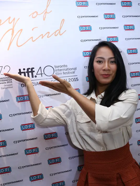 Saat dijumpai di kawasan Thamrin, Jakarta Pusat, Jumat (21/8/2015), aktris cantik ini mengaku senang film yang diperaninya berhasil mengharumkan nama Indonesia di kancah dunia melalui ajang TIFF. (Galih W. Satria/Bintang.com)