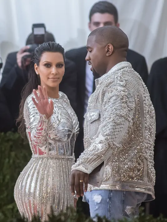 Menurut sumber yang melaporkan pada majalah Star, bintang realitty show 'Keeping Up With The Kardashian' itu disebut-sebut telah pisah ranjang sejak sembilan bulan belakangan. (AFP/Bintang.com)