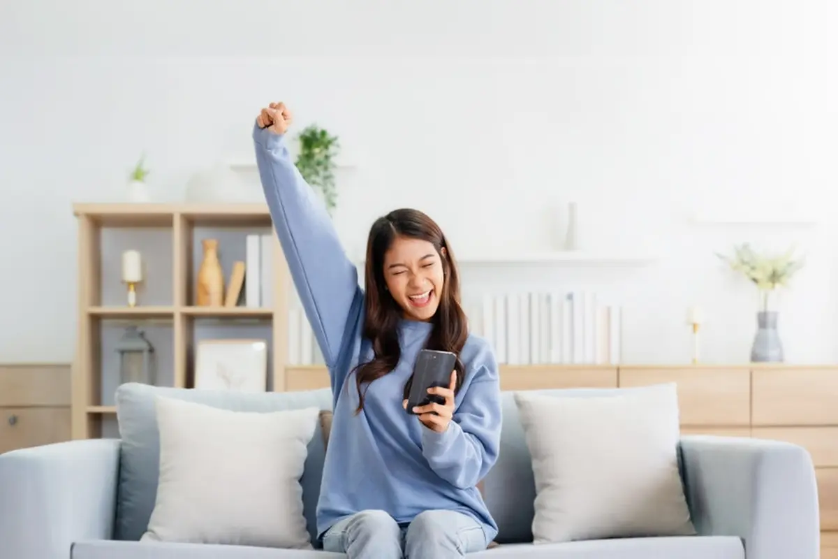 Transfer Uang Kini Bisa Lebih Praktis dengan BRImo, Cuma Scan Kode QR Saja Lho
