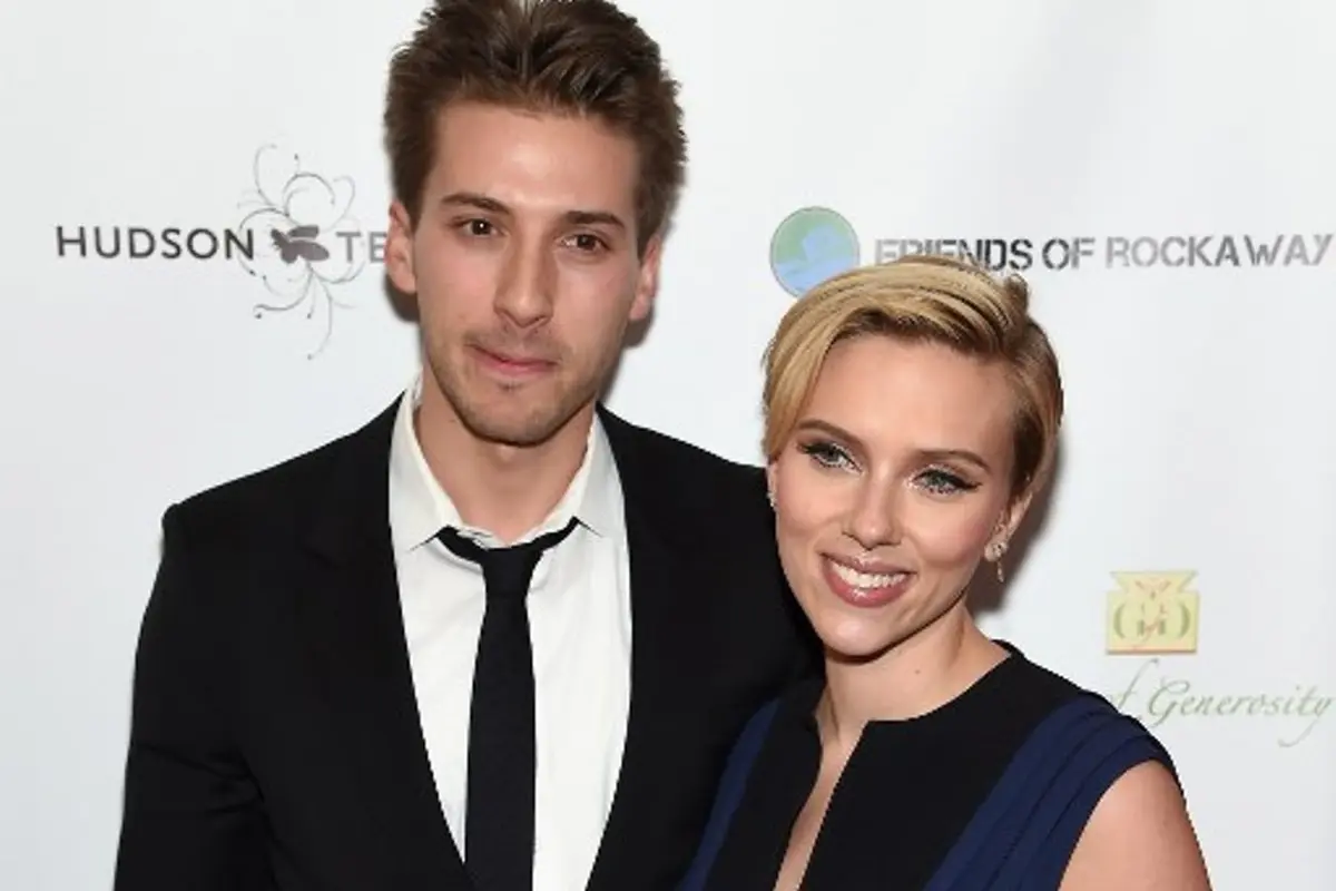 [Bintang]  Scarlett Johansson - Hunter Johansson