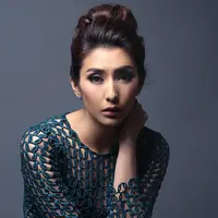 Banyak dari para nitizen yang mencoba menguatkan dan mendukung artis yang tidak lagi mau main film seksi ini. (Fotografer: Galih W. Satria, Digital Imaging: Muhammad Iqbal Nurfajri, Make up and Hair do by Cindy Febriani/Bintang.com)