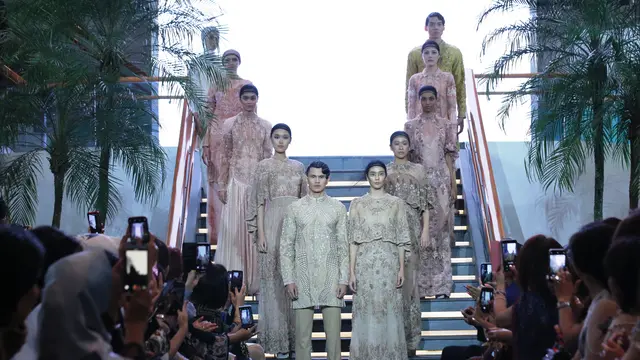 Koleksi Priyo Oktaviano