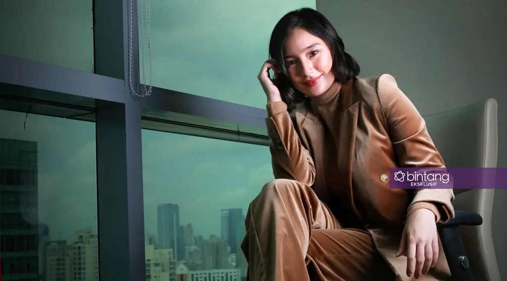 Tatjana Saphira, pemain film Ayat Ayat Cinta 2. (Fotografer: Adrian Putra, Stylist : Indah Wulansari, Digital Imaging: Nurman Abdul Hakim/Bintang.com)