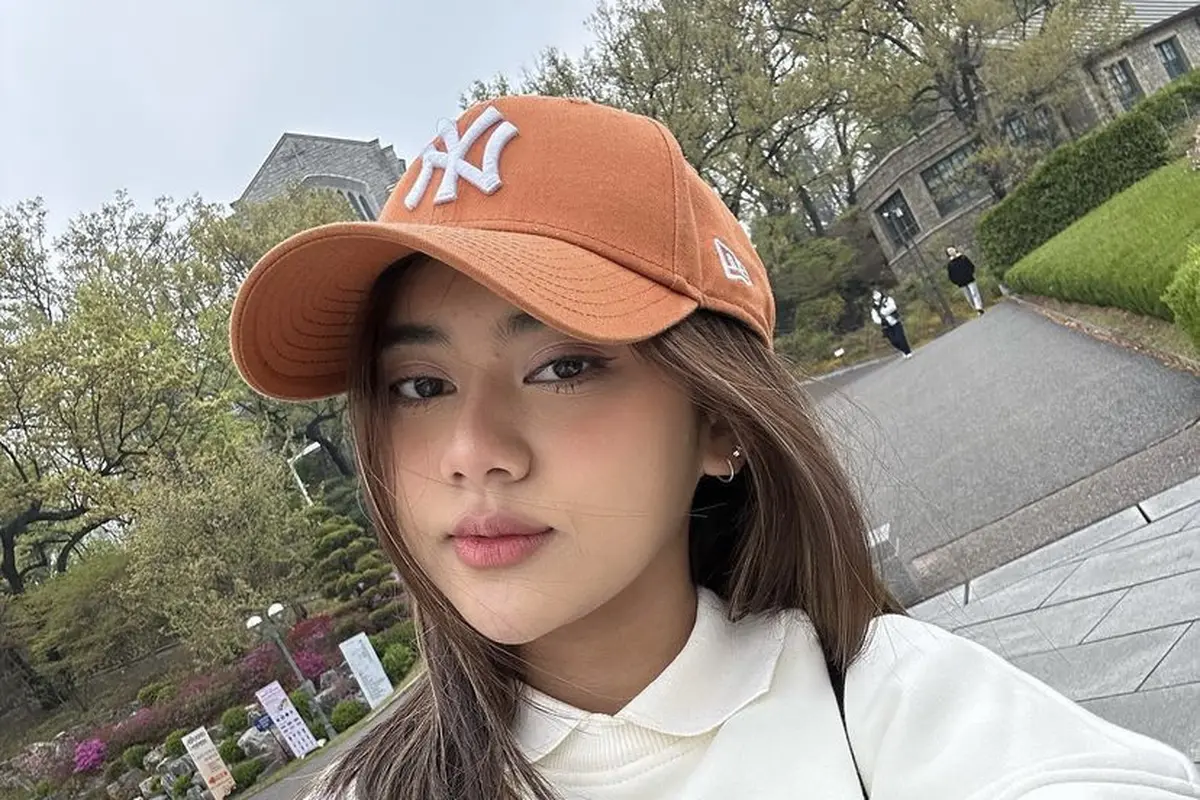Gaya fashion Ziva Magnolya saat berada di Korea Selatan