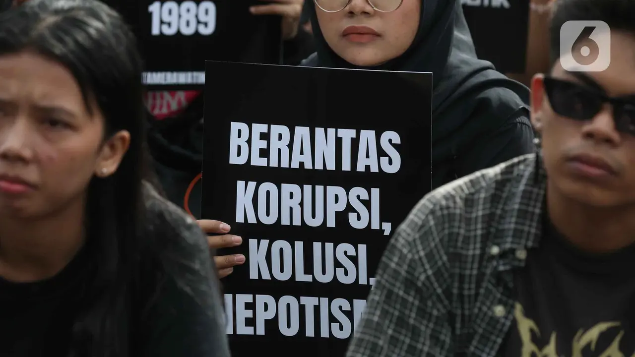 Peringatan 19 Tahun Aksi Kamisan, Payung Hitam Teguh Menolak Lupa