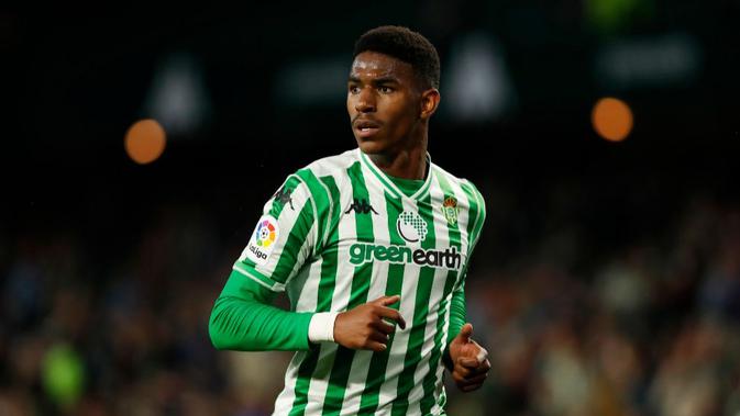 Junior Firpo diincar Liverpool (Ist)