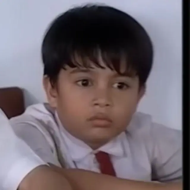 Transformasi Umay Shahab dari Penyanyi Cilik Hingga Sutradara Film