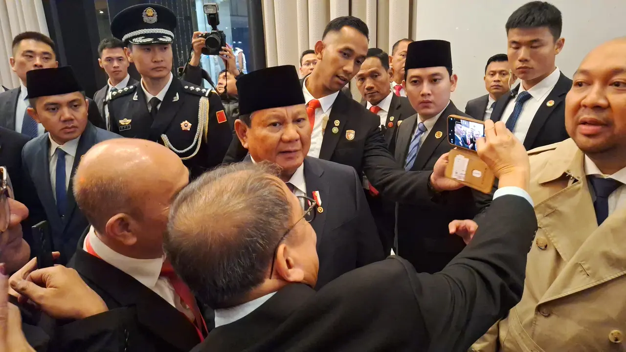 Presiden RI Prabowo Subianto melakukan kunjungan kenegaraan perdana ke Beijing, China.