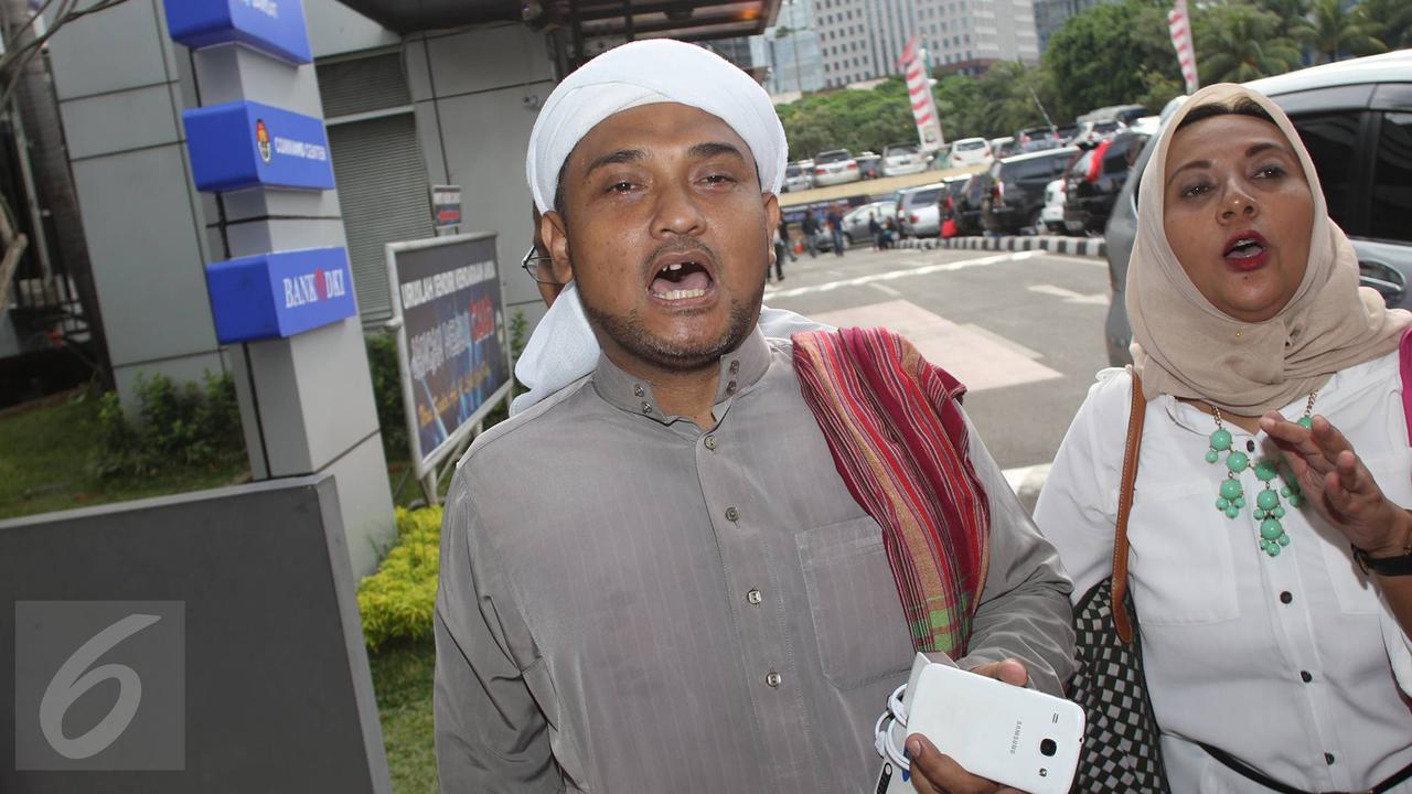 20170105-Fitsa-Hats-Jakarta-Habib-Novel-IA