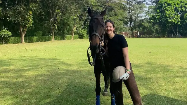 Gaya Nia Ramadhani saat Olahraga, Dari Main Golf hingga Lari Marathon