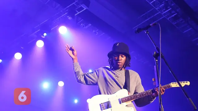 [Bintang] Daniel Caesar