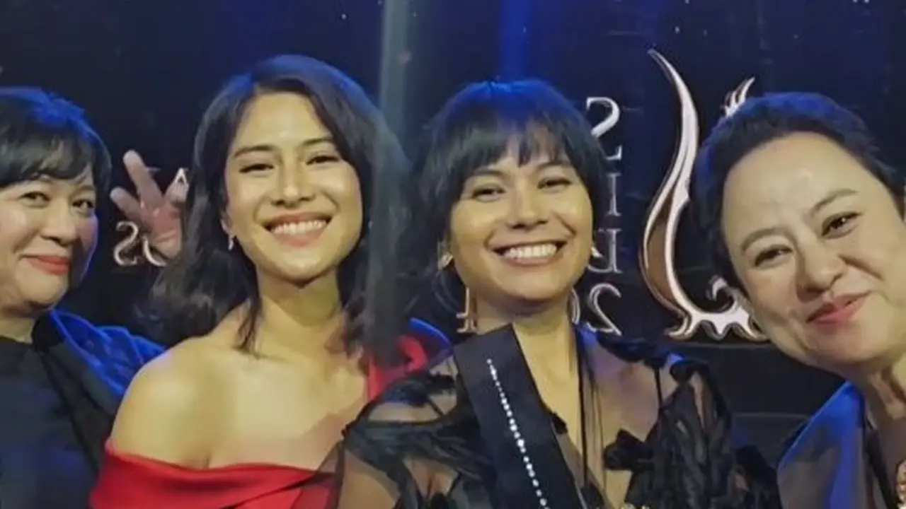 Gadis Kretek menang di Seoul International Drama Awards 2024. (Instagram/ therealdisastr)