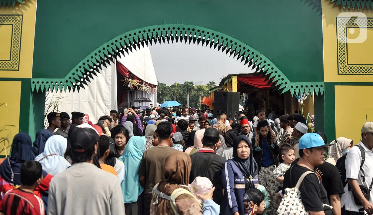 Tema ini menggambarkan solidaritas dan kekompakan masyarakat Betawi dengan Pemprov DKI Jakarta. (merdeka.com/Iqbal S. Nugroho)