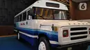 Salah satu bus yang dipamerkan pada acara Busworld Southeast Asia 2022 di JiExpo Kemayoran Jakarta, Jumat (7/10/2022). Pameran ini diikuti beberapa karoseri nasional ternama seperti Adiputro, Laksana, New Armada, Tentrem, serta merek bus asal China seperti Zhongtong dan Golden Dragon. (Liputan6.com/Magang/Aida Nuralifa)