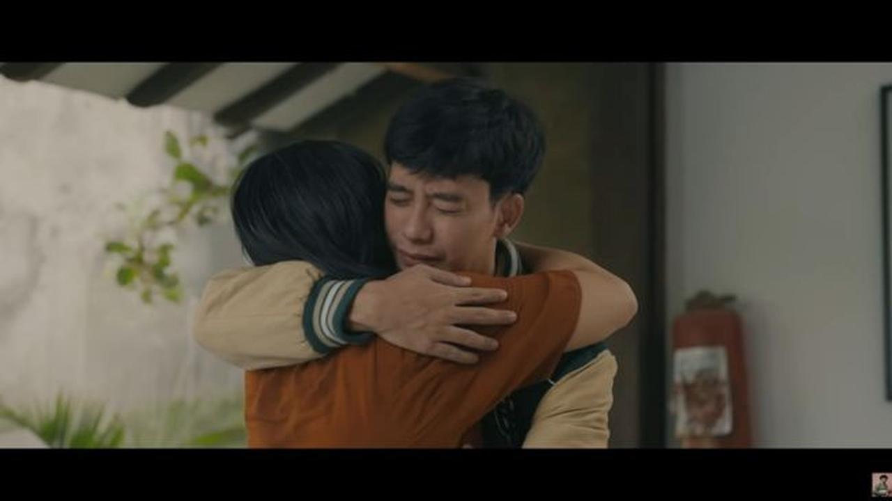 Cerita Mengharukan di Balik Lagu Kunto Aji Berjudul Melepas Pelukan Ibu (credit: https://www.youtube.com/@KuntoAji)