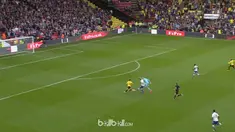Berita video eks pemain Liverpool, Charlie Adam, gagal mencetak gol ke gawang kosong. This video presented by BallBall.