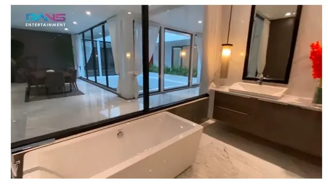 10 Potret Rumah Mewah Rieta Amilia, Bakal Jadi Kantor Sementara Rans Entertainment