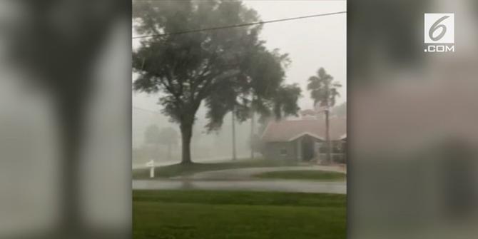 VIDEO: Badai Kencang Menghantam Florida