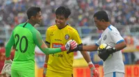 Kiper Utama Arema Menikah Sebelum Final Piala Presiden 2019