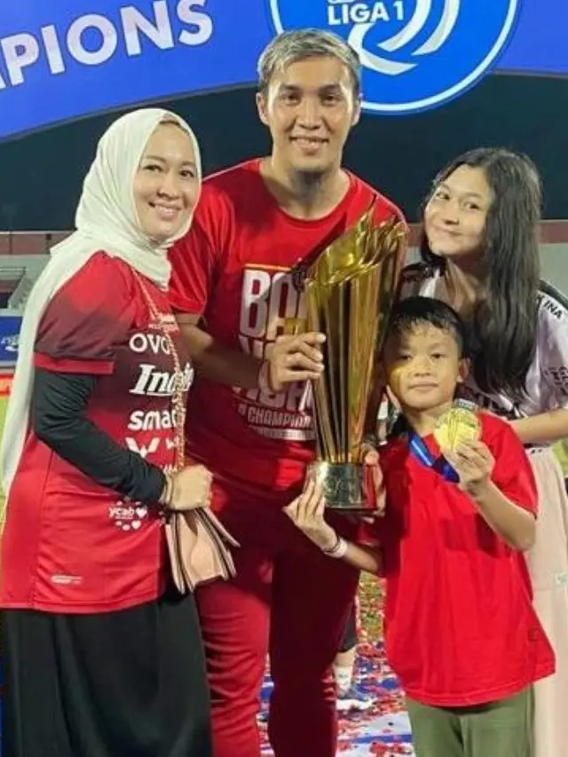 Potret keluarga Miro Materazzi saat Gunawan Dwi Cahyo memenangkan pertandingan (Sumber: Instagram/miromaterazzi)