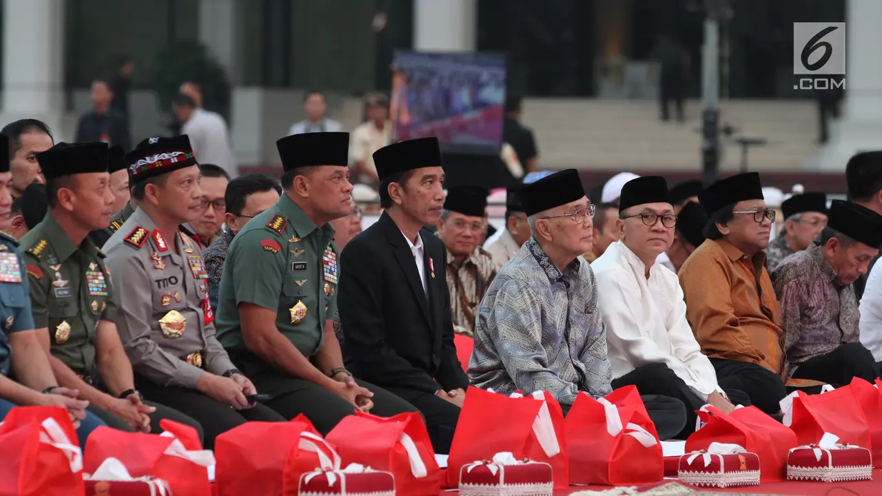 Jokowi dan Jusuf Kalla Buka Bersama di Mabes TNI