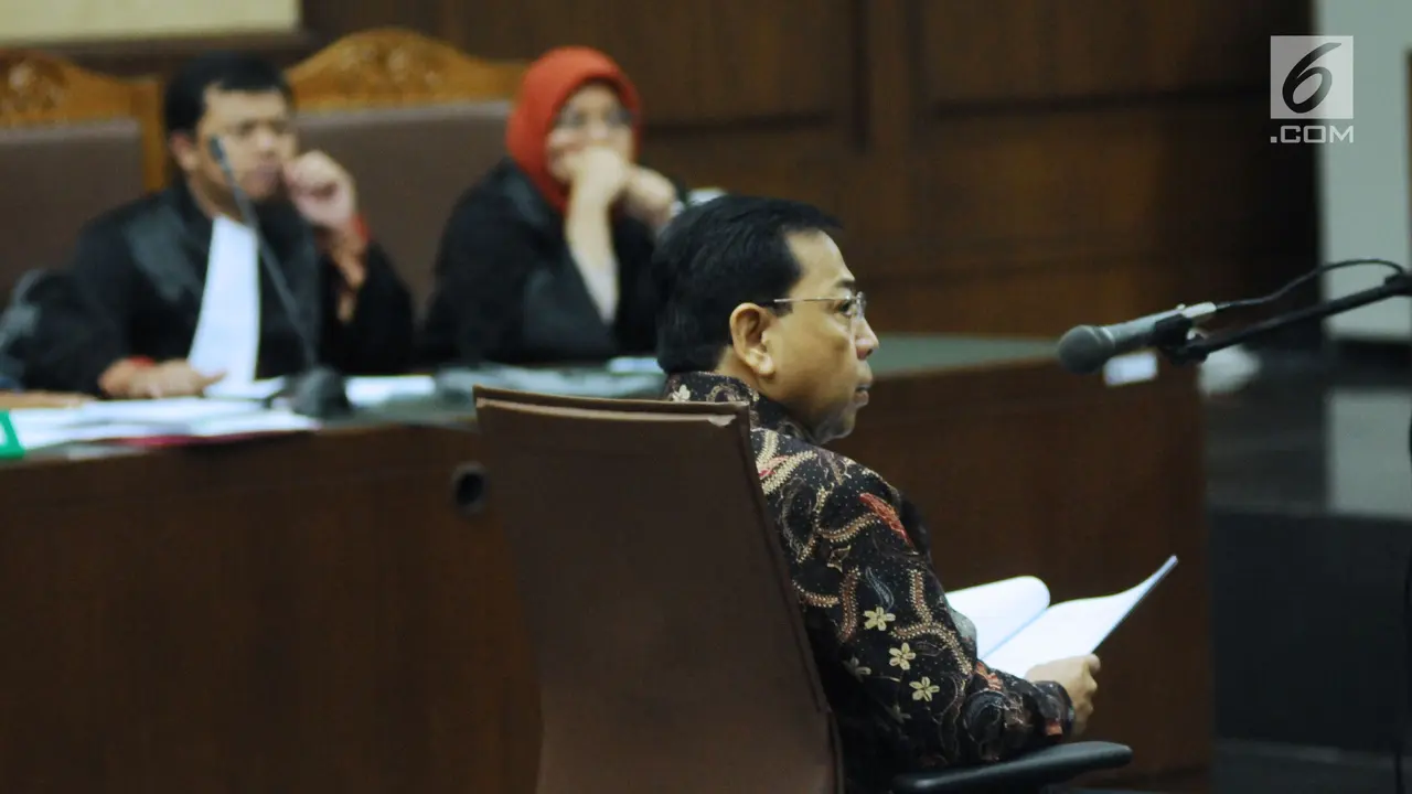 Berbatik, Setya Novanto Jalani Sidang Lanjutan Dugaan Korupsi e-KTP