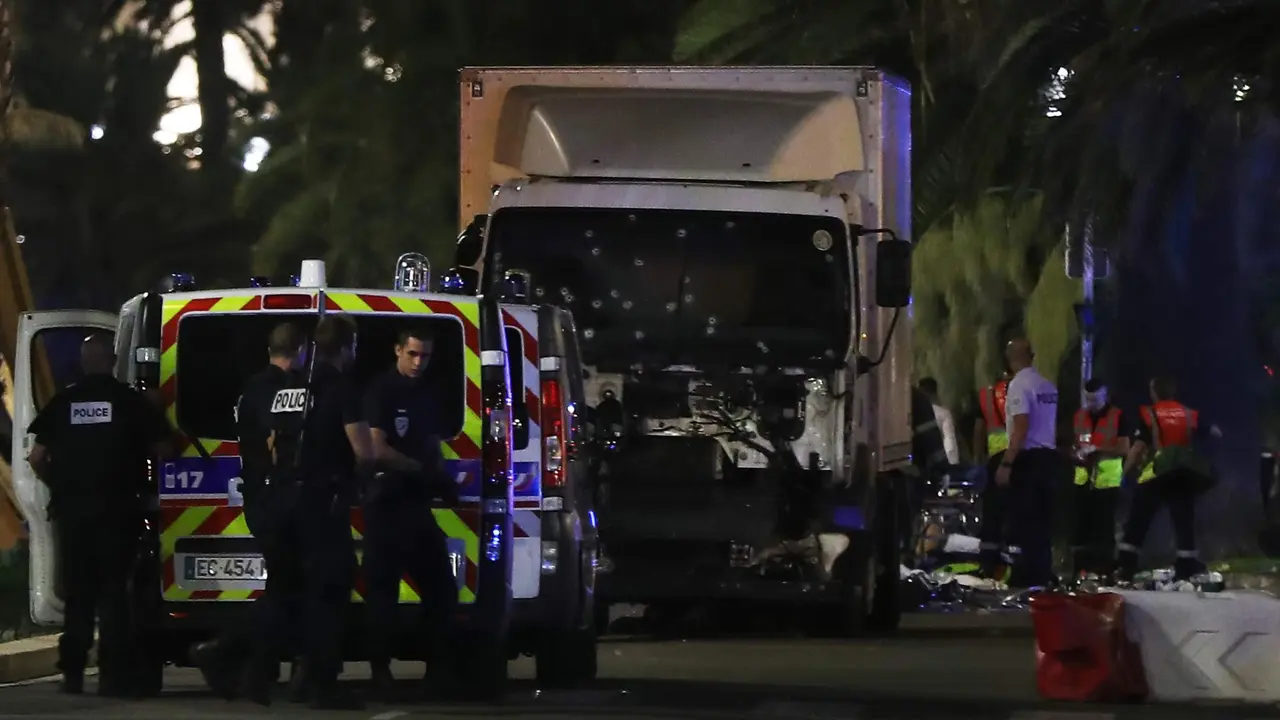 73 Orang Tewas Dilindas Truk di Prancis