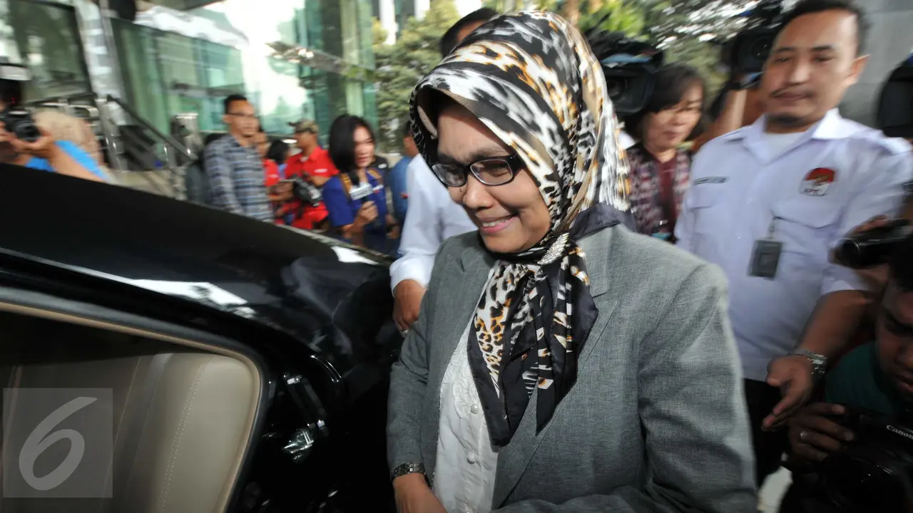 20151027- Sekjen DPR Winantuningtyastiti Swasanani-Jakarta