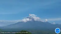 Gunung Semeru kembali erupsi pada Senin (4/3/2024), pukul 07.18 WIB. (Liputan6.com/ Dok PVMBG)