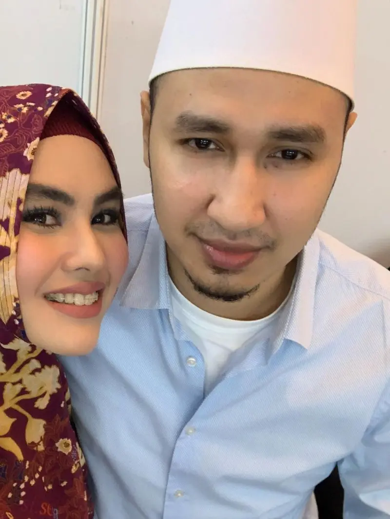 Kartika Putri dan Habib Usman bin Yahya. (Foto: Instagram @kartikaputriworld)