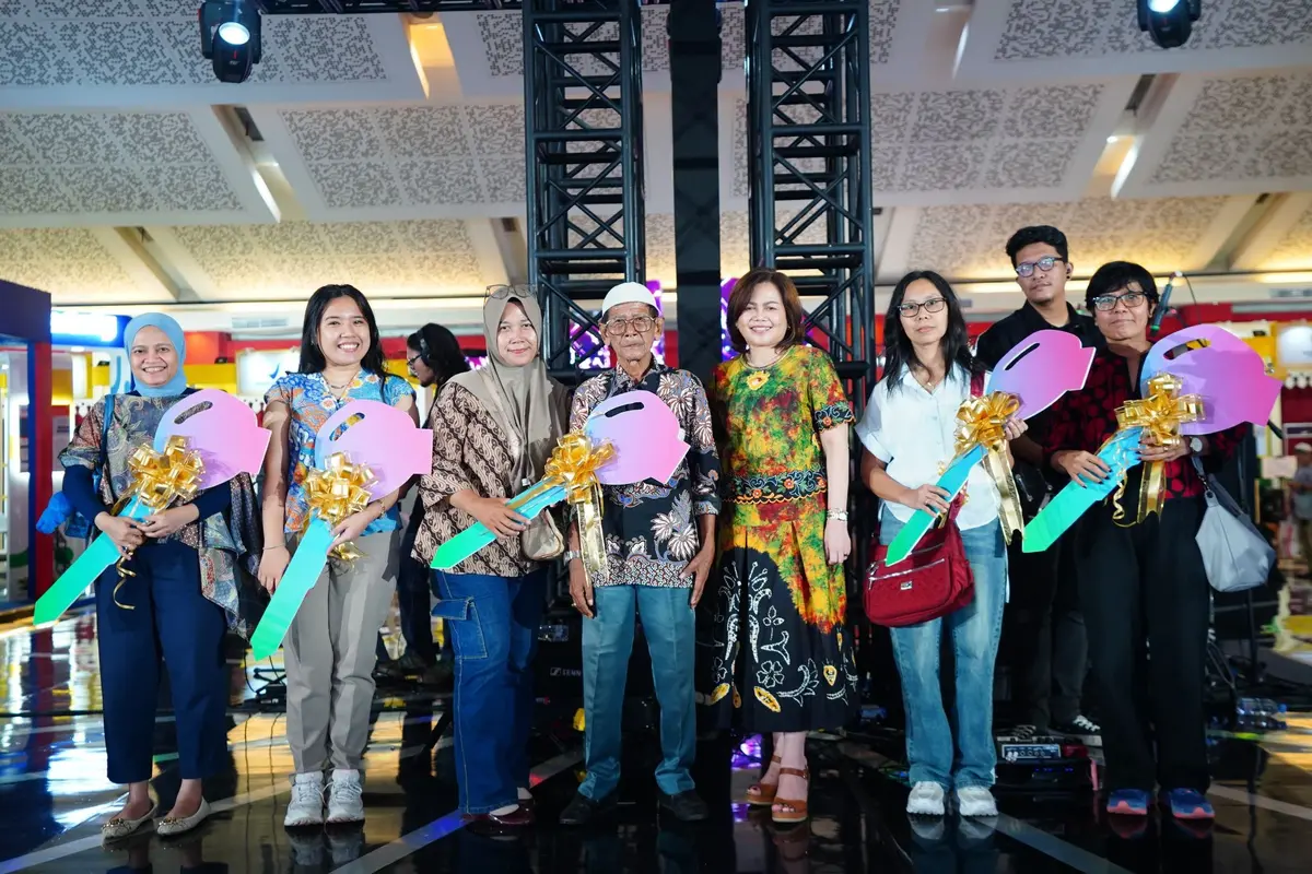 Bapenda DKI Jakarta Apresiasi Wajib Pajak PKB Teladan, Hadiahkan Motor Listrik hingga Logam Mulia