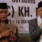 Cawapres no urut 02 Ma'ruf Amin memberi sambutan saat melakukan pertemuan silaturahim di Gedung PBNU, Jakarta, Senin (22/4). Pertemuan tersebut membahas penyampaian gagasan kebangsaan pengurus besar Nahdlatul Ulama. (Liputan6.com/Johan Tallo)