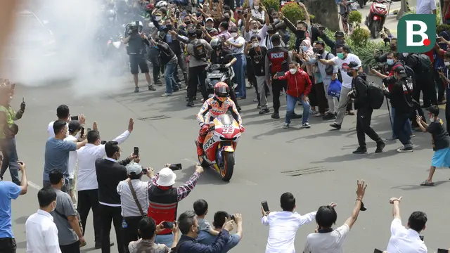 Foto: Tidak ada Yamaha di Barisan Depan, Marc Marquez Pimpin Konvoi Parade MotoGP di Jakarta