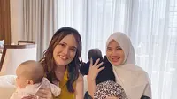 Momen Shandy Aulia Jenguk Chacha Frederica dan Baby Cassia. (Sumber: Instagram.com/chafrederica)