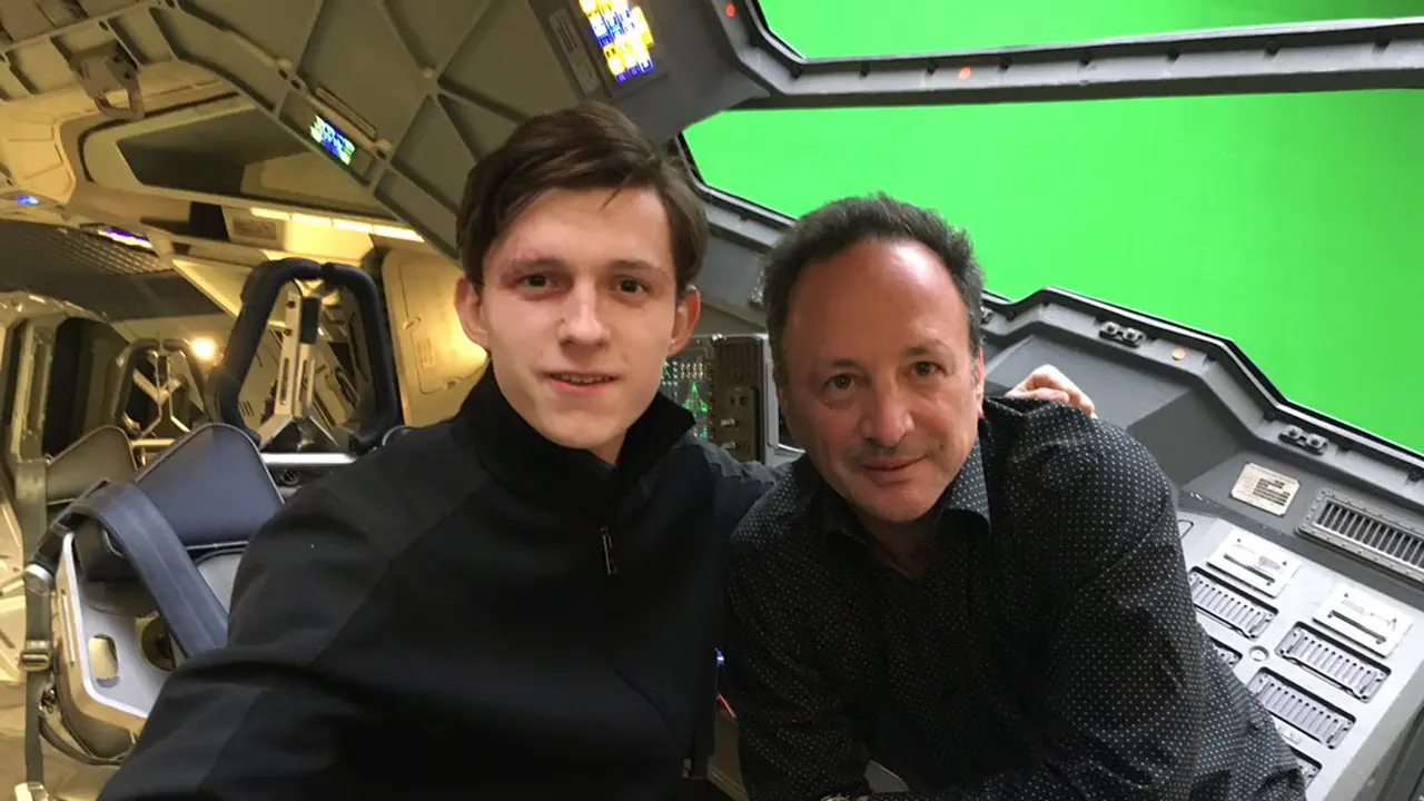 Foto Pertama Tom Holland, Spiderman di Captain America: Civil War