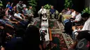 Menteri Marwan Jafar menjelaskan keinginannya untuk menjadikan Iwan Fals sebagai Duta Desa, Depok, Selasa (16/12/2014). (Liputan6.com/Johan Tallo)