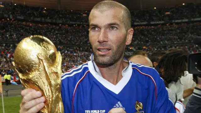 [Bintang] Zidane, Pesepak Bola Legendaris yang Puasa Selama Pertandingan