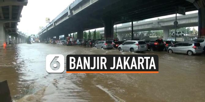 VIDEO: Banjir di Jalan DI Panjaitan Jakarta Timur