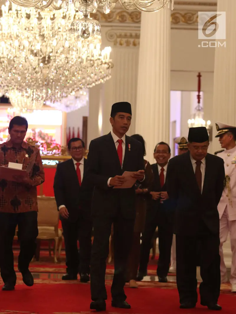 Sah, Jokowi Teken Aturan THR dan Gaji ke-13 PNS