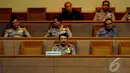  Komjen Pol Budi Gunawan saat menghadiri Sidang Paripurna DPR, Jakarta, Kamis (15/1/2015). (Liputan6.com/Faisal R Syam)