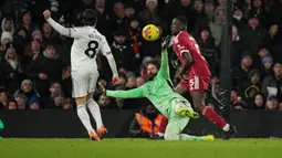 Gol Harry Wilson di babak pertama disamakan oleh Florian Wirtz di paruh kedua. (AP Photo/Alastair Grant)